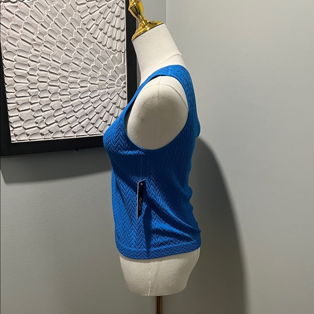 Women's Sleeveless V-Neck Knit Tank Top - Royal Blue - Picture 2 of 3